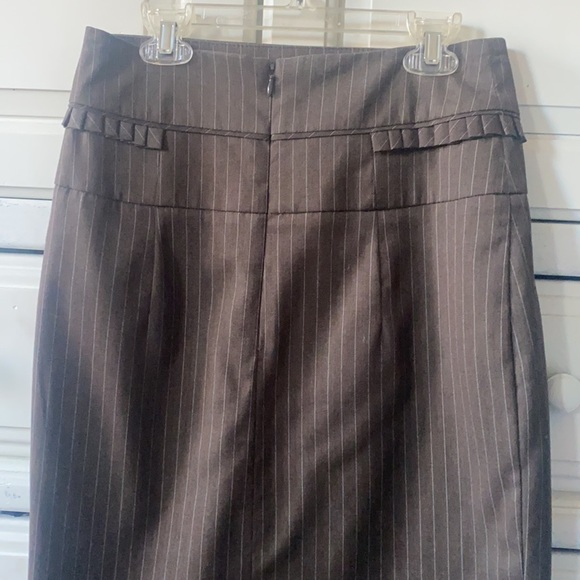 Skirt - Picture 5 of 7